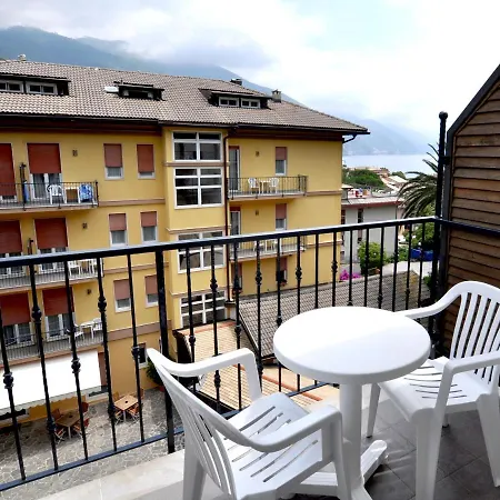 Ξενοδοχείο Adriana 3*