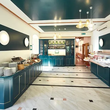 Adriana 3* מונטרוסו אל מארה