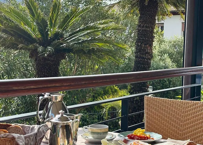 Adriana Hotel 3*